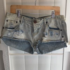 NWT one teaspoon NO.2’s